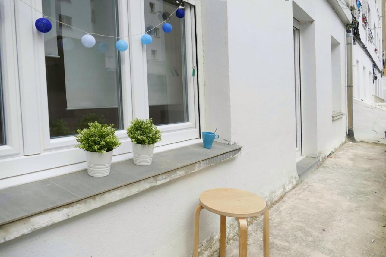 1 Apartment *